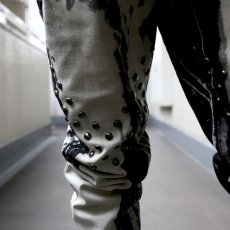 画像14: 【Wiz&Witch】-Planet Label- "W" STUDS BLEACH PANTS (14)