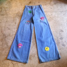 画像1: 1970's VINTAGE BELL BOTTOM JEANS (1)