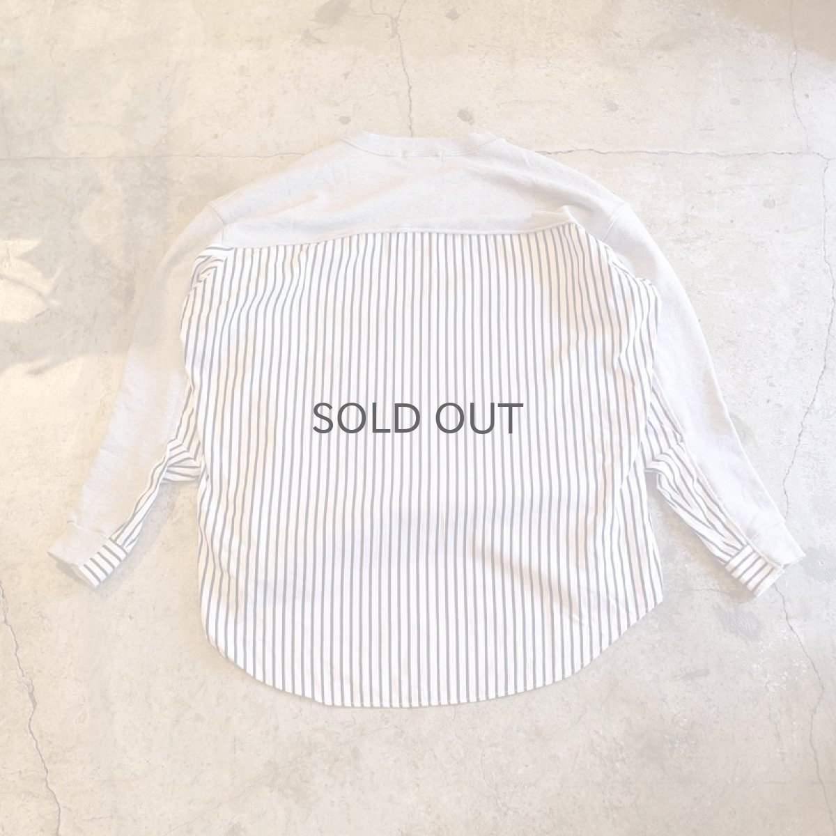 画像2: 【Wiz&Witch】"UNITED" SWEAT BLOUSE (2)