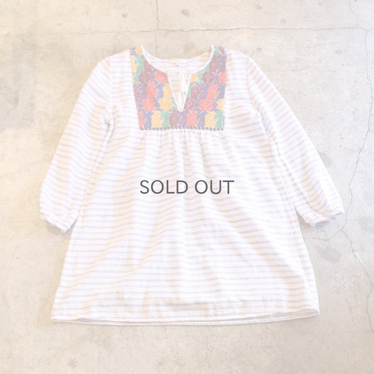 画像1: EMBROIDERY DESIGN BORDER BLOUSE (1)