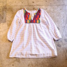 画像1: EMBROIDERY DESIGN BORDER BLOUSE (1)