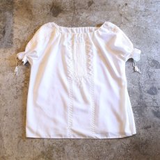 画像1: VINTAGE EMBROIDERY DESIGN BLOUSE (1)