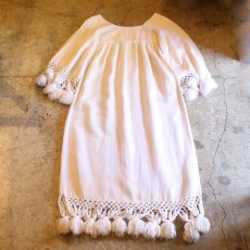 画像1: VINTAGE TASSEL DESIGN DRESS (1)