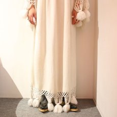 画像9: VINTAGE TASSEL DESIGN DRESS (9)