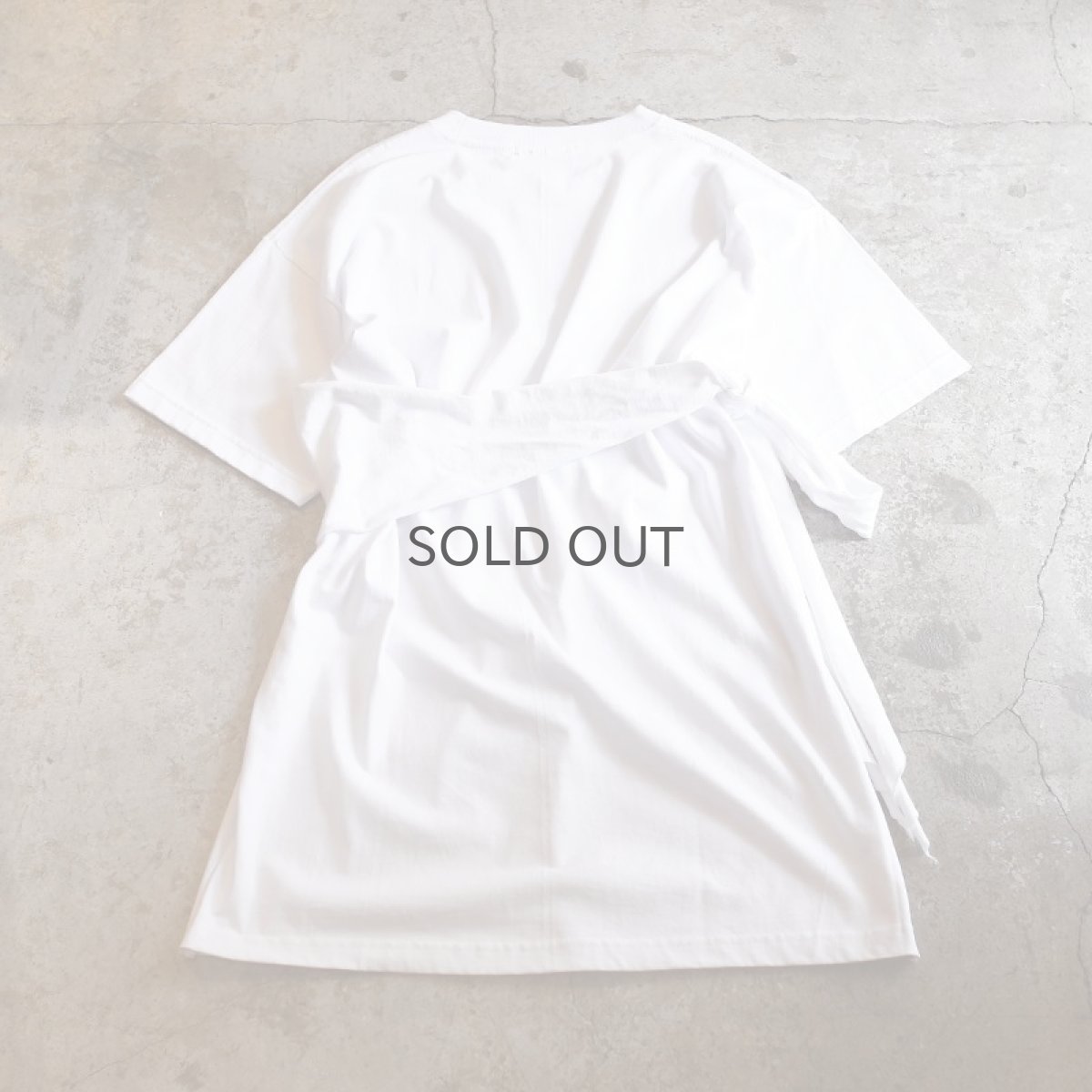 画像2: 【Wiz&Witch】"ONESIDE SLIT" BIG TEE / OS / WHITE (2)