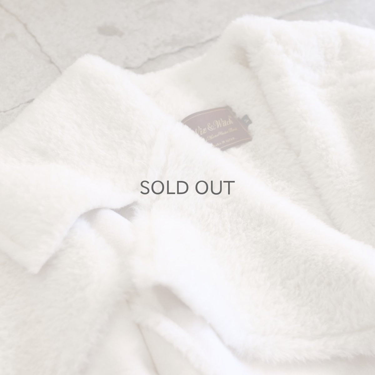 画像3: 【Wiz&Witch】"THE U.K" FAUX MOUTON BUFFALO SHORT COAT / WHITE (3)