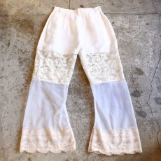 画像2: 【Wiz&Witch】VINTAGE LACE FLARE PANTS / W26 (2)