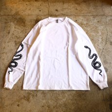画像2: UNDERLAND 別注【JESUS AND JOHN】 BACK ROSE L/S T-SHIRTS / WHITE (2)
