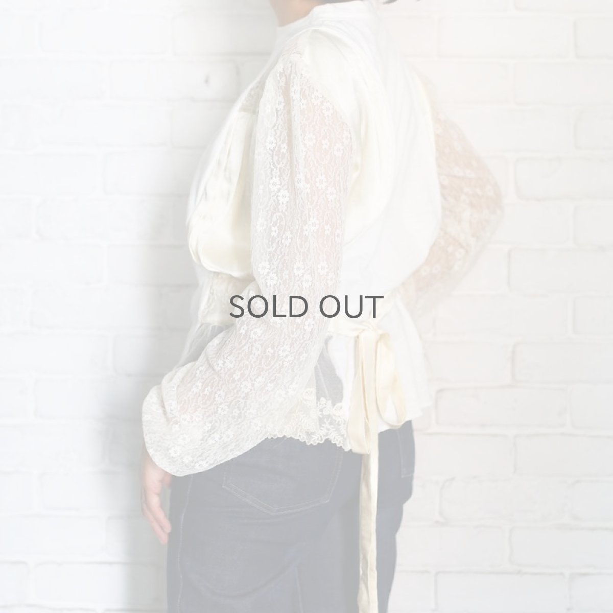 画像1: 【Wiz&Witch】"UNITED" VINTAGE LACE BLOUSE / OS (1)