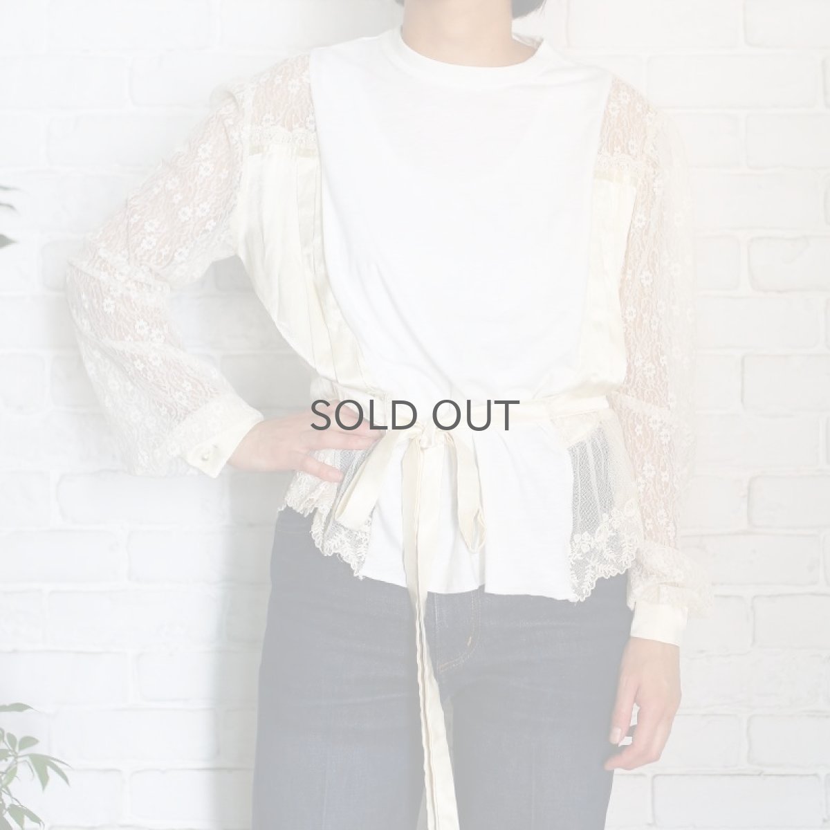 画像2: 【Wiz&Witch】"UNITED" VINTAGE LACE BLOUSE / OS (2)