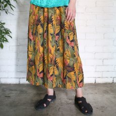 画像1: LEAF DESIGN PLEAT SKIRT / W23~ (1)