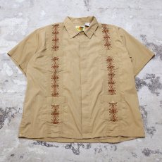 画像1: OLD EMBROIDERY CUBA SHIRT / Mens 2XL (1)