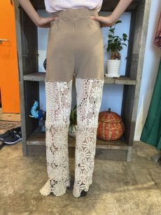 画像12: 【Wiz&Witch】VINTAGE LACE FLARE PANTS / W26~ (12)