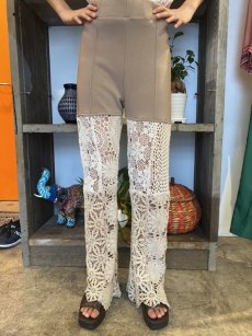 画像10: 【Wiz&Witch】VINTAGE LACE FLARE PANTS / W26~ (10)