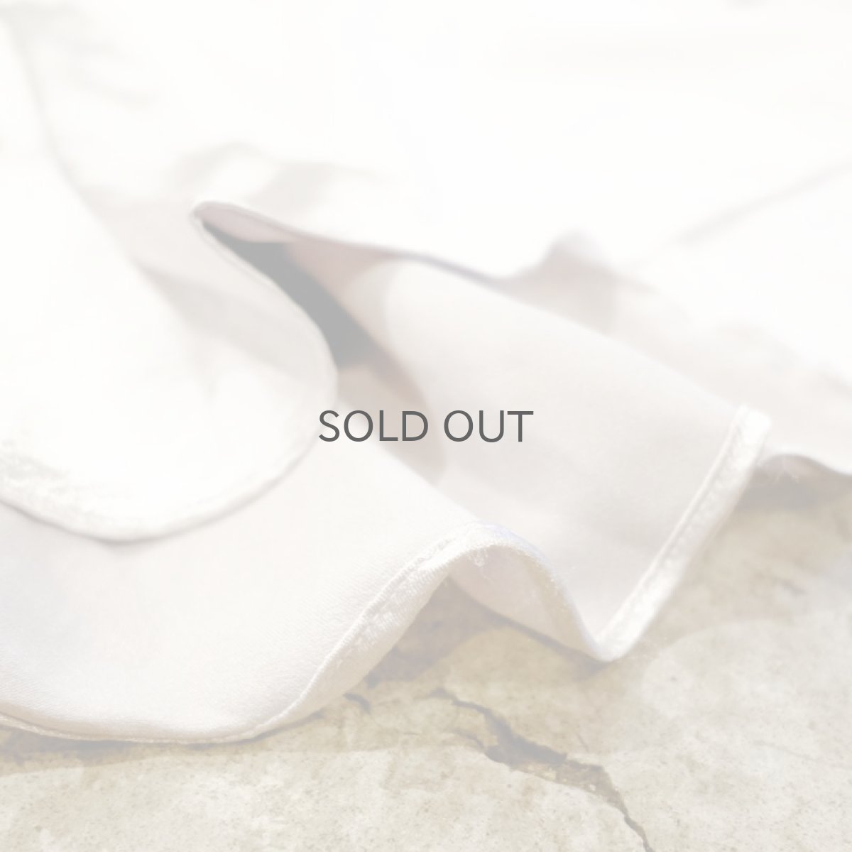 画像4: 【Wiz&Witch】"UNITED" FRILL PUB BLOUSE / OS (4)