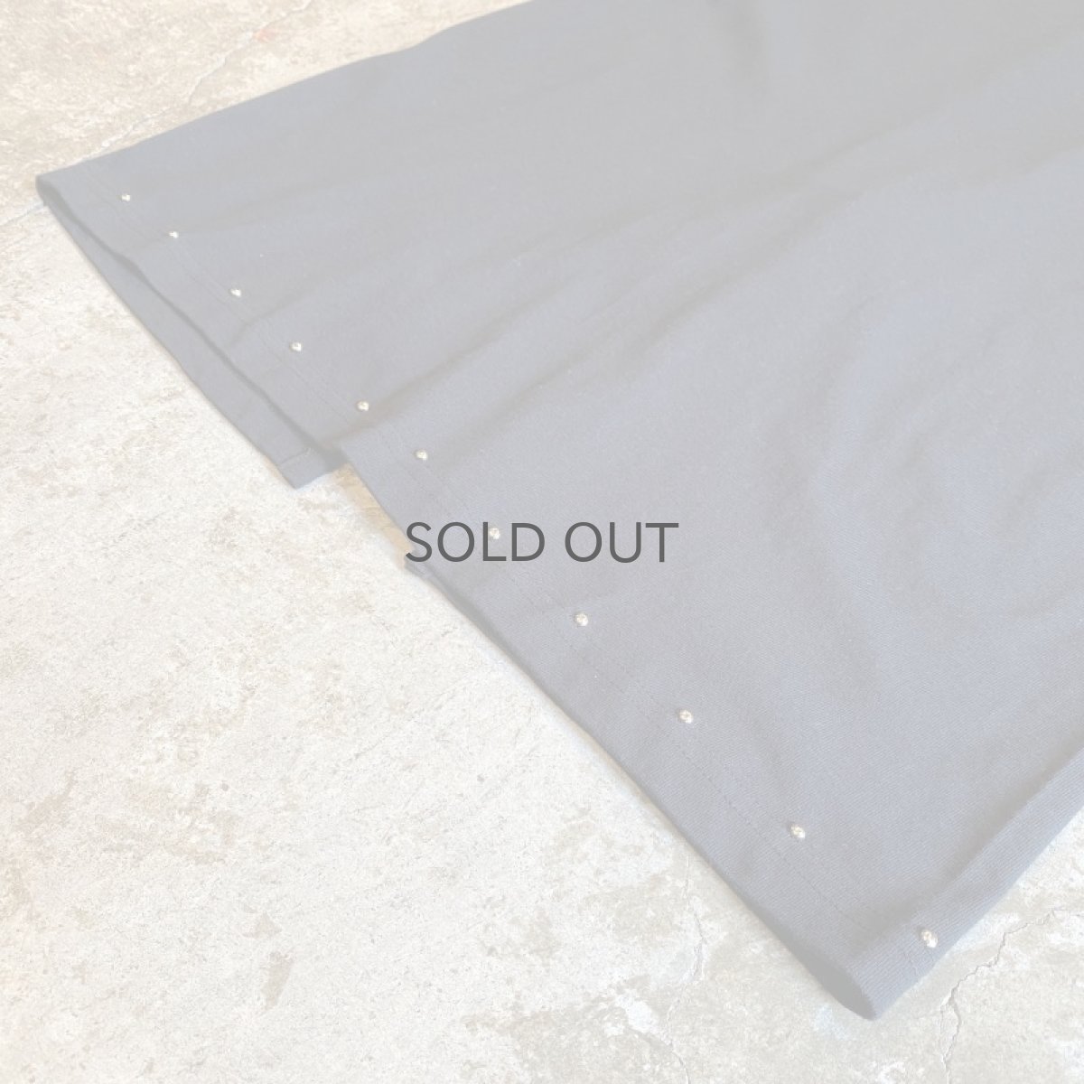 画像4: 【Wiz&Witch】BACK OPEN STUDS TEE / OS (4)