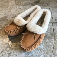 画像1: 【MINNE TONKA】SUEDE RIBBON DESIGN FUR SHOES / 7 (1)