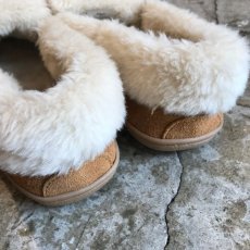 画像4: 【MINNE TONKA】SUEDE RIBBON DESIGN FUR SHOES / 7 (4)