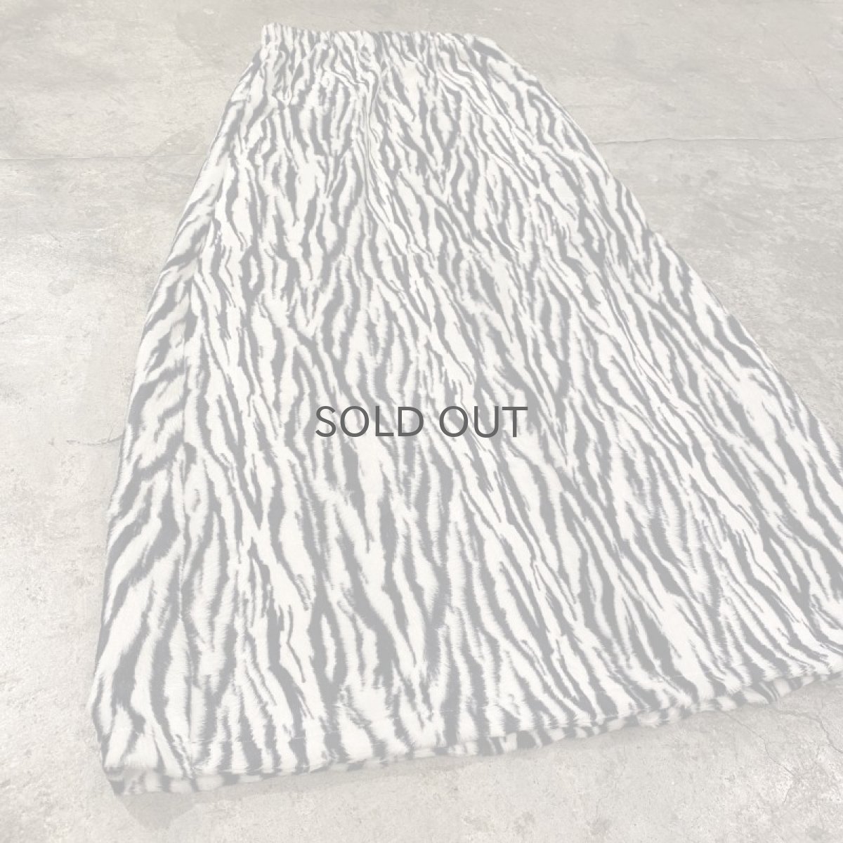 画像3: 【Wiz&Witch】"1950" ZEBRA FUR LONG SKIRT / FREE (3)