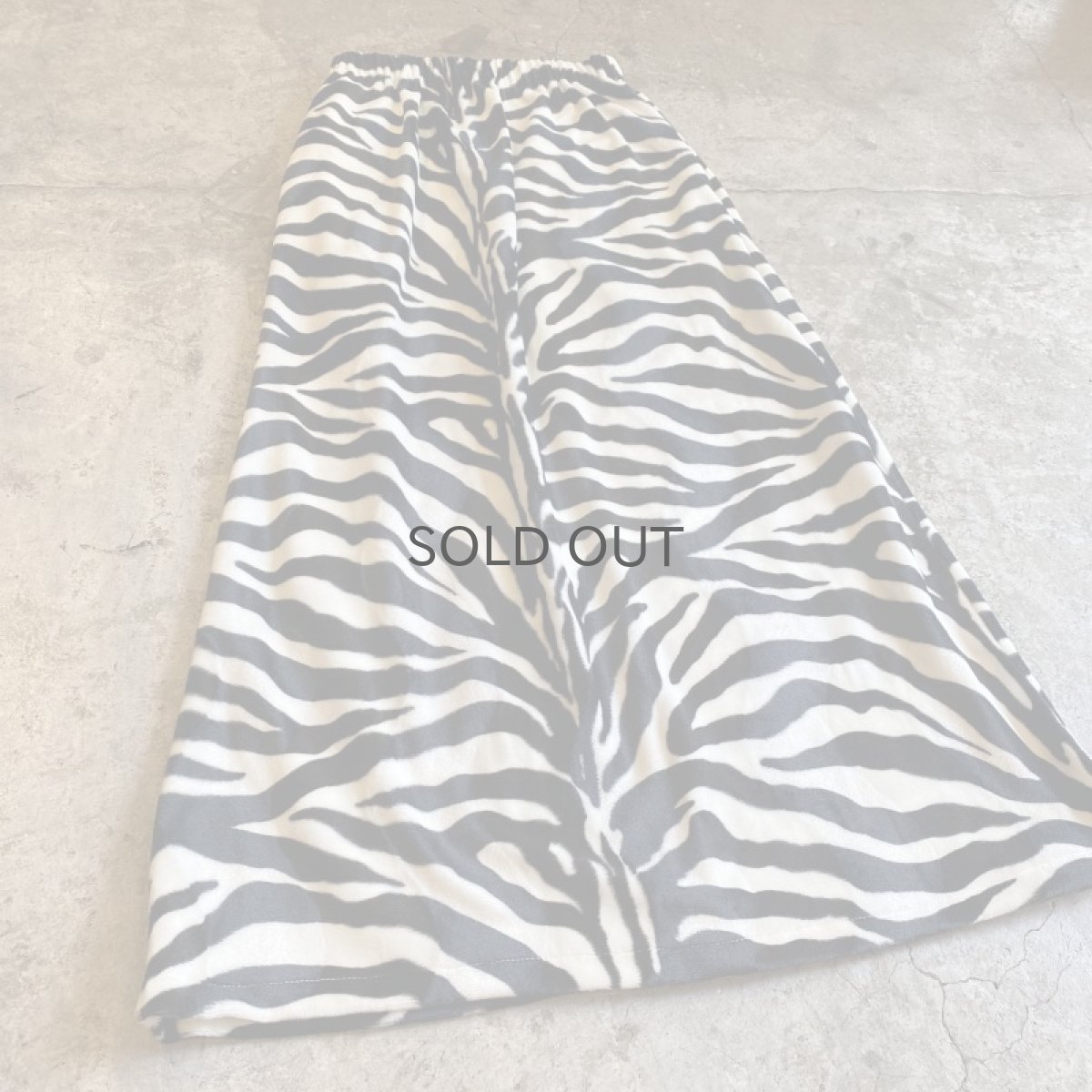 画像3: 【Wiz&Witch】"1950" ZEBRA BACK SLIT LONG SKIRT / FREE (3)