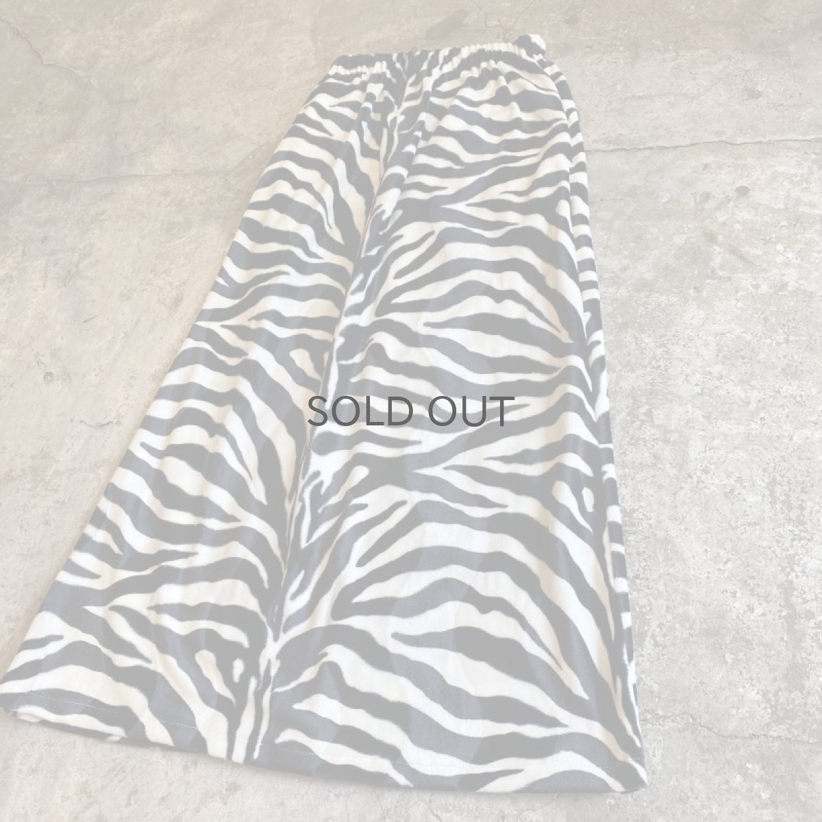 画像4: 【Wiz&Witch】"1950" ZEBRA BACK SLIT LONG SKIRT / FREE (4)