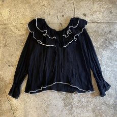 画像1: 【Wiz&Witch】"OUT STITCH" FRILL BLOUSE / OS (1)