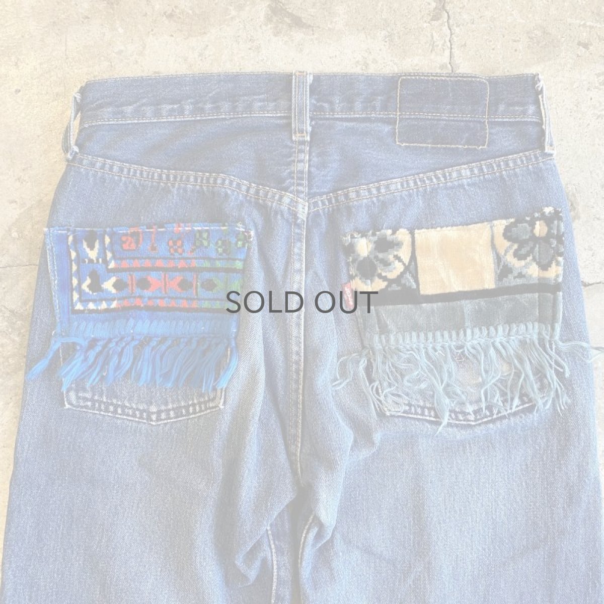 画像8: 【Wiz&Witch】"DIRTY BEAUTIFUL"  VINTAGE RUG FRINGE DENIM PANTS / W28 (8)