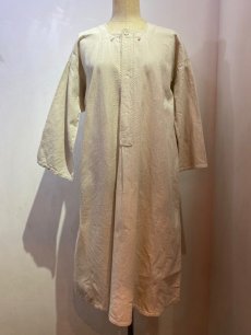 画像9: 20's~30's ANTIQUE LINEN INITIAL ONE-PIECE / Ladies M (9)