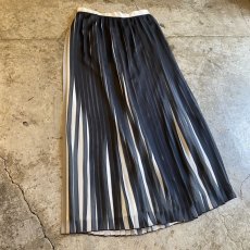 画像3: 2TONE MONOCHROME PLEATED SKIRT / W26 (3)