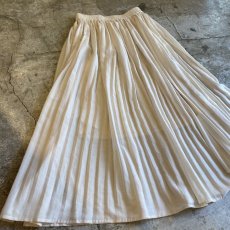 画像4: WHITE COLOR PLEATED LONG SKIRT / W25~W29 (4)