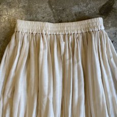 画像5: WHITE COLOR PLEATED LONG SKIRT / W25~W29 (5)