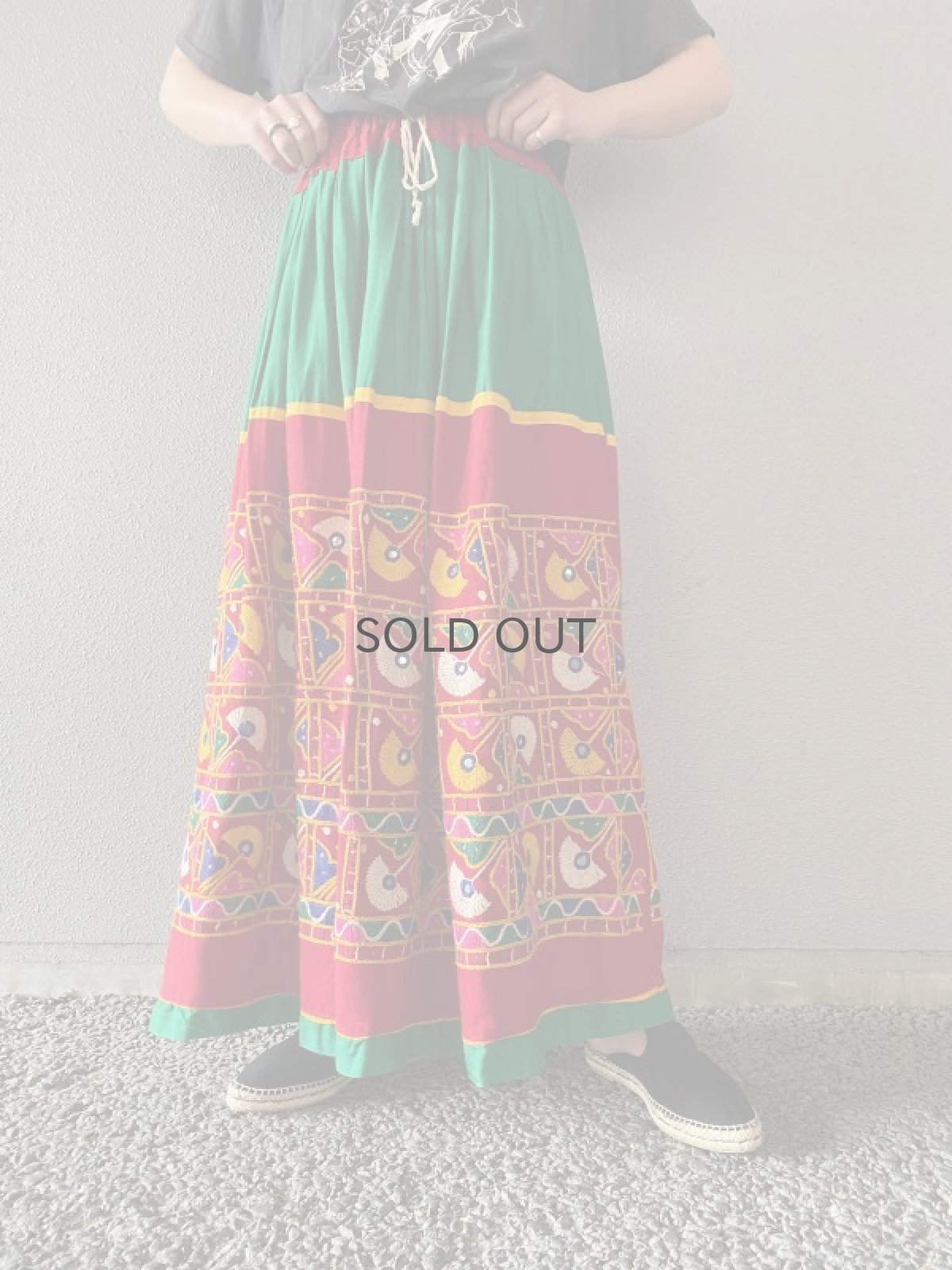 画像10: OLD EMBROIDERY NATIVE TIERED SKIRT / FREE (10)