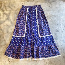 画像1: 70's FLORAL PATTERN LACE SKIRT / W30~W31 (1)