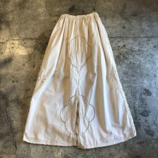 画像2: 【Wiz&Witch】VINTAGE COTTON LACE LONG SKIRT (B) / FREE  (2)