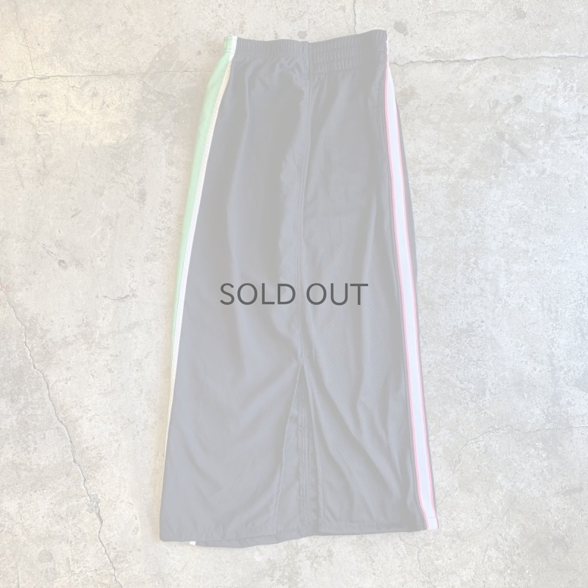 画像2: 【Wiz&Witch】"UNITED" TWO FACE BACK SLIT JERSEY SKIRT / OS (2)