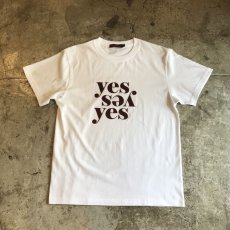 画像1: 【Wiz&Witch】"Yes" FLOCKY PRINT TEE / WHITE×BROWN (1)