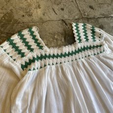 画像4: SQUARE NECK EMBROIDERY TOPS / Ladies M (4)