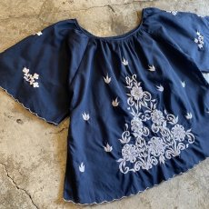 画像4: FLORAL EMBROIDERY FLARE S/S TOPS / Ladies M (4)