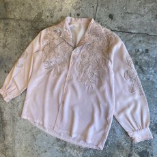 画像4: PINK BEIGE COLOR EMBROIDERY DESIGN L/S SHIRT / Ladies M (4)