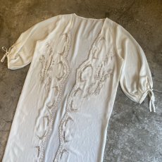 画像4: WHITE COLOR EMBROIDERY DESIGN GOWN / Ladies M (4)