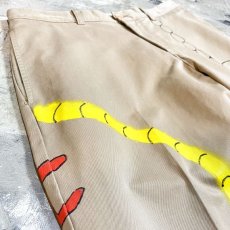 画像3: HAND PAINTED "CLASS OF XX" CHINO PANTS / W33 (3)