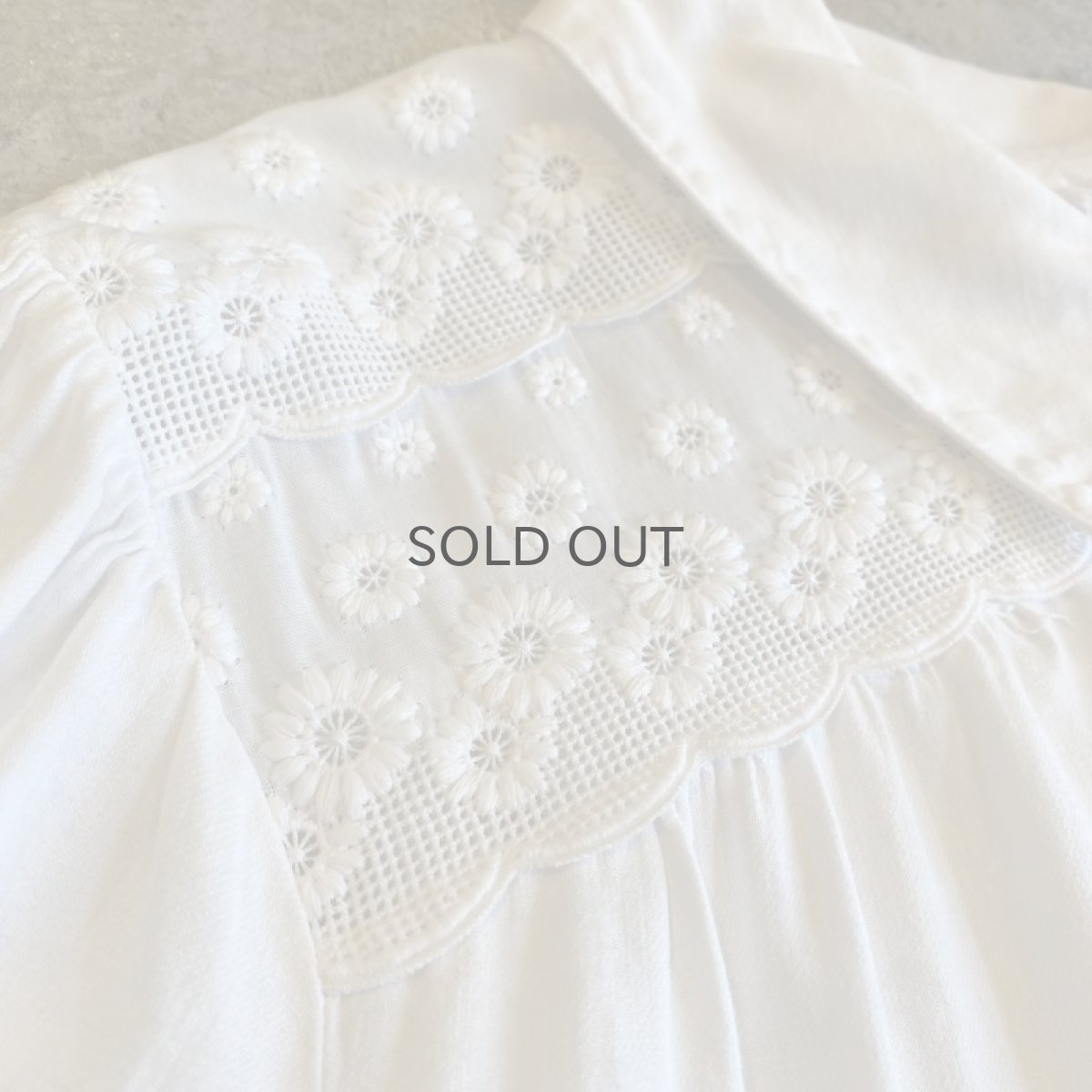 画像7: OLD FLORAL EMBROIDERY COTTON ONE-PIECE / Ladies M (7)