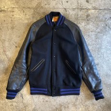 画像1: BLACK COLOR LEATHER SLEEVE AWARD JACKET / Ladoes L(38) / MADE IN USA (1)