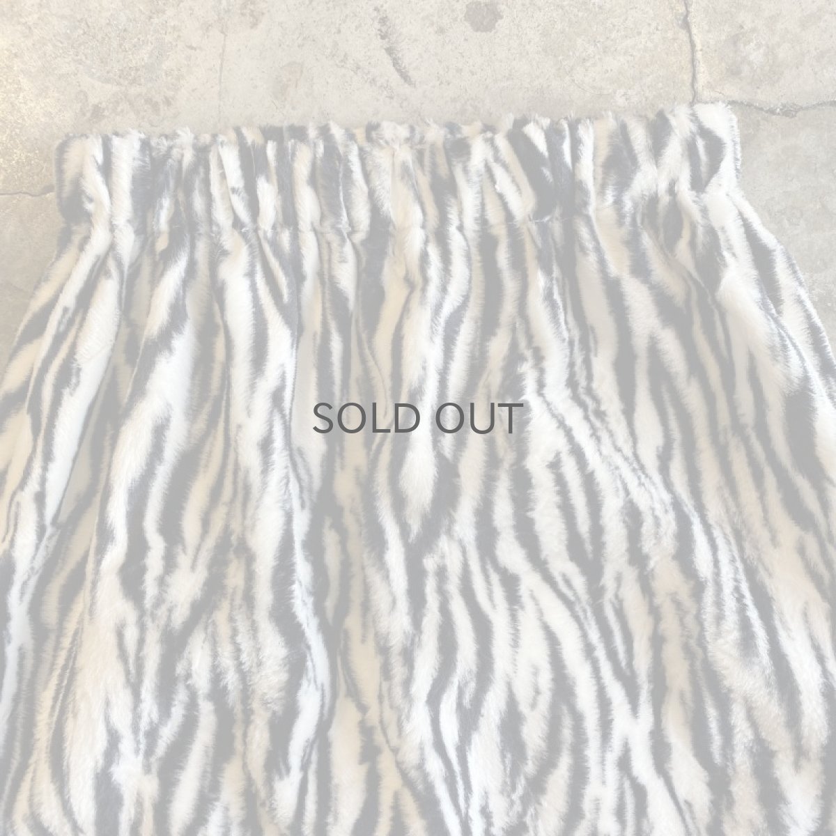 画像5: 【Wiz&Witch】"1950" ZEBRA FUR BACK SLIT LONG SKIRT / FREE (5)