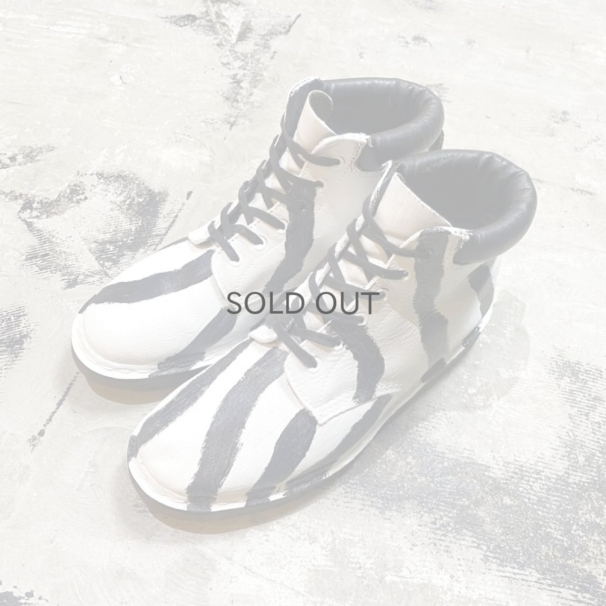 画像1:  【Dr.Martens】PAINTED 6EYE SHOES / UK8 / MADE IN ENGLAND (1)