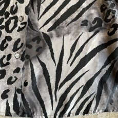 画像8: 2WAY COLLAR LEOPARD ZEBRA PATTERN DESIGN SHIRT / Ladies M (8)