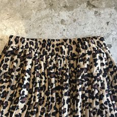 画像9: LEOPARD PATTERN NATURAL PLEATS DESIGN SKIRT / W25~W31 (9)