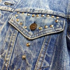 画像4: 【LEVI'S】CUSTOM PATCH & STUDS DENIM VEST / Mens L (4)