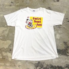 画像1: "TWIRL TOWN TOYS" PRINTED S/S TEE / Mens L (1)