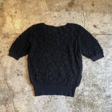 画像2: BLACK COLOR CROCHET DESIGN KNIT S/S TOPS / Ladies M (2)